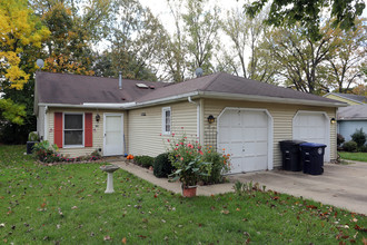 Condos on Gurley in Akron, OH - Building Photo - Building Photo