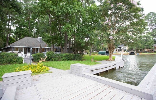 property at 3007 Willowbend Rd