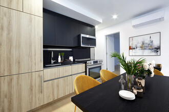 634 East 11th Street in New York, NY - Foto de edificio - Building Photo