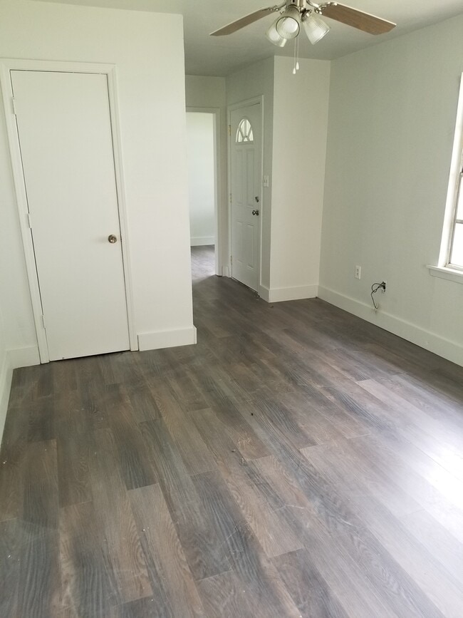 1009 West St in Natchitoches, LA - Building Photo - Building Photo