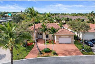 109 SW 128th Ave in Plantation, FL - Building Photo - Building Photo