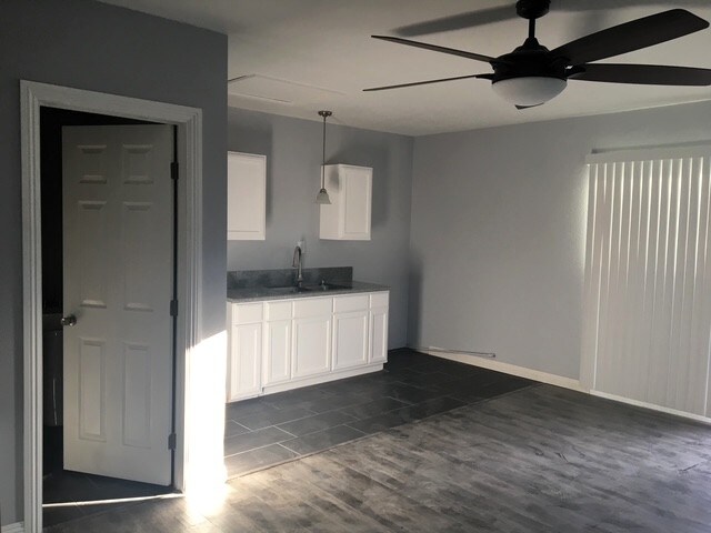 636 Keenan Ave in East Los Angeles, CA - Building Photo