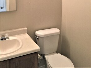 4531 Sherwood Way in San Antonio, TX - Building Photo - Building Photo