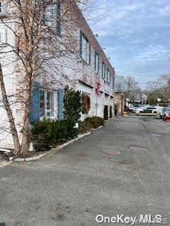 191 Birch Hill Rd in Locust Valley, NY - Building Photo
