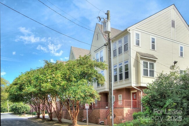 property at 135 N Sycamore St