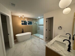 4209 Everest Ln in Austin, TX - Building Photo - Building Photo