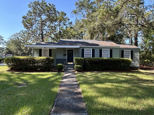 property at 9 Blueridge Ave