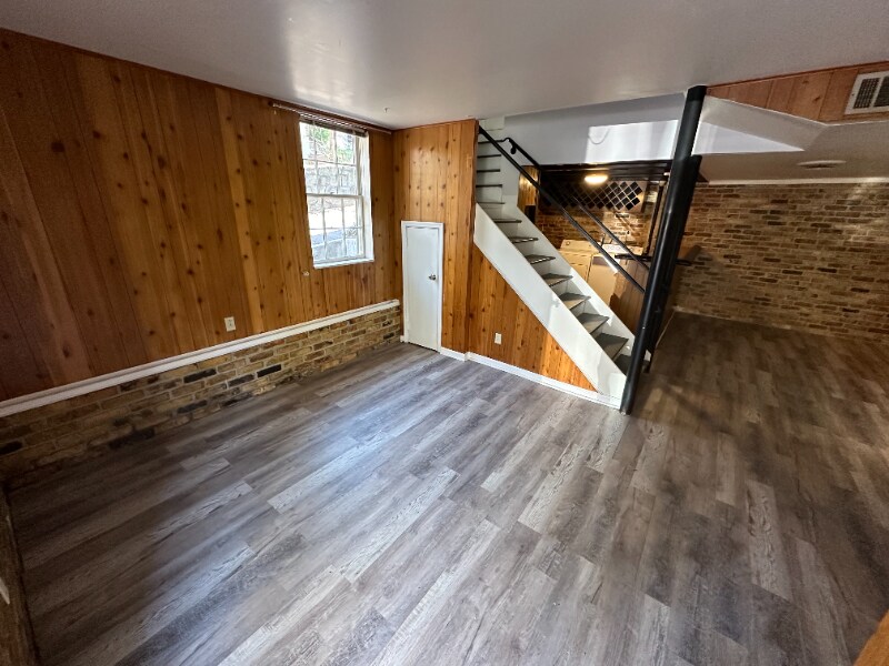 2071-2073 E Roxboro Rd NE in Atlanta, GA - Building Photo
