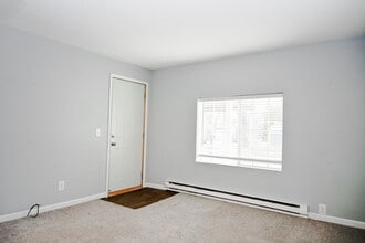 95 4th Ave S in Grand Forks, ND - Building Photo - Building Photo