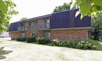 940 W Grand Ave in Beloit, WI - Building Photo