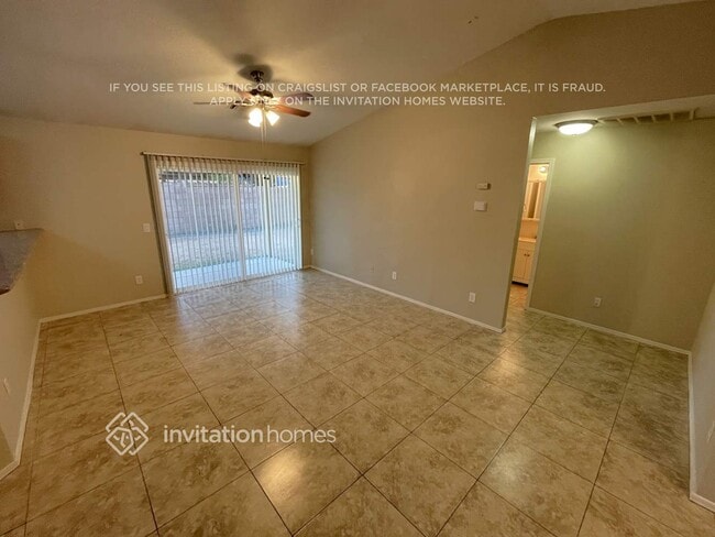 8425 W Coronado Rd in Phoenix, AZ - Foto de edificio - Building Photo