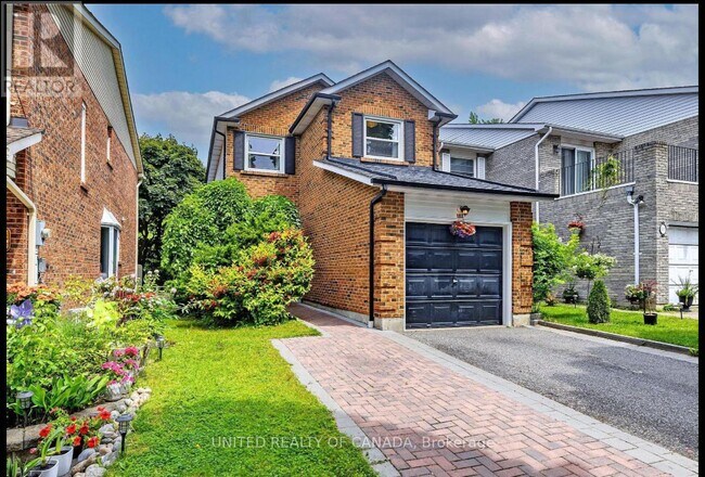 property at 102 Baywood Ct