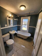 79 Washington Ave-Unit -2 in Torrington, CT - Building Photo - Building Photo