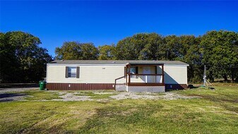 1104 N King Rd in Royse City, TX - Building Photo