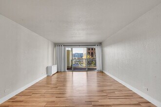 888 Logan St in Denver, CO - Building Photo - Building Photo