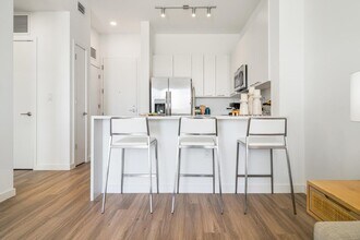 2121 Broward Ave in West Palm Beach, FL - Building Photo - Building Photo