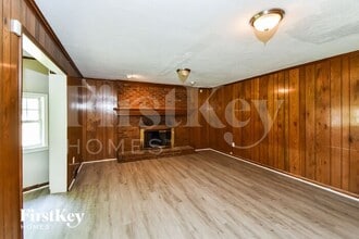 6385 Kinston Park Dr in Memphis, TN - Building Photo - Building Photo