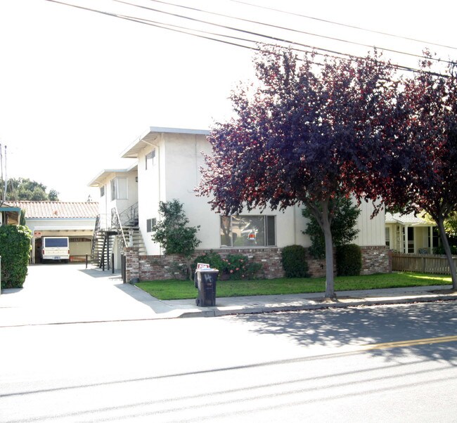 2020 Benton St in Santa Clara, CA - Building Photo - Building Photo