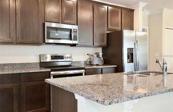 492 Pinecrest Loop in Davenport, FL - Building Photo - Building Photo