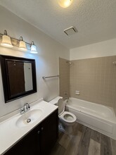 1616 Rustic Dr in Ardmore, OK - Building Photo - Building Photo