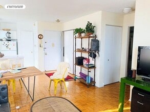 516-520 W 112th St in New York, NY - Building Photo - Building Photo