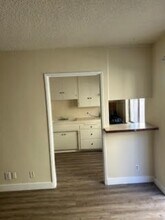 1481 Alvira St, Unit Apartment 3 in Los Angeles, CA - Foto de edificio - Building Photo