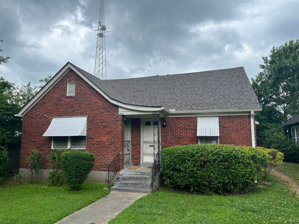 490 Ellsworth St in Memphis, TN - Building Photo