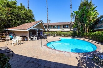 The Trinidad Apartments in Tustin, CA - Building Photo - Building Photo