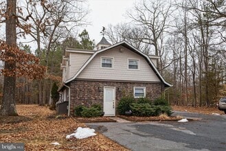 6605 Ellenwood Dr in La Plata, MD - Building Photo - Building Photo