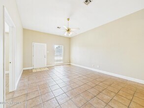 200 S St Jean St in Lafayette, LA - Building Photo - Building Photo