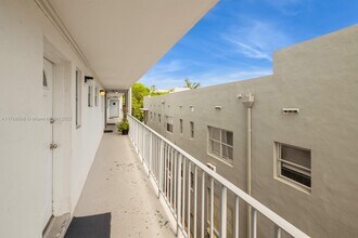 910 Jefferson Ave, Unit 3A in Miami Beach, FL - Building Photo - Building Photo