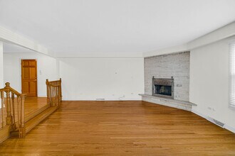757 N Northwest Hwy in Park Ridge, IL - Building Photo - Building Photo