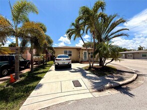 1245 NE 17th Ave in Fort Lauderdale, FL - Building Photo - Building Photo