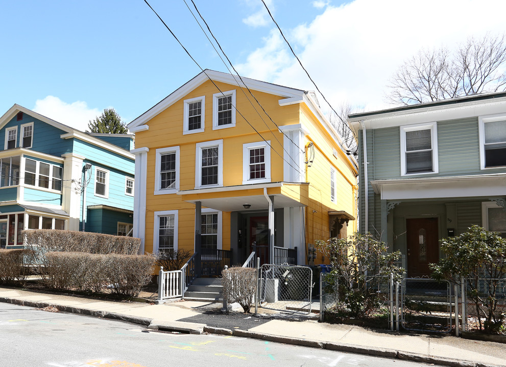 61 Union St in Norwich, CT - Building Photo