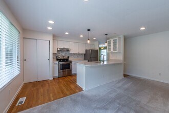 6715 149th Ave NE in Redmond, WA - Building Photo - Building Photo