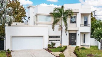 20 S Mockingbird Ave in Mission, TX - Building Photo