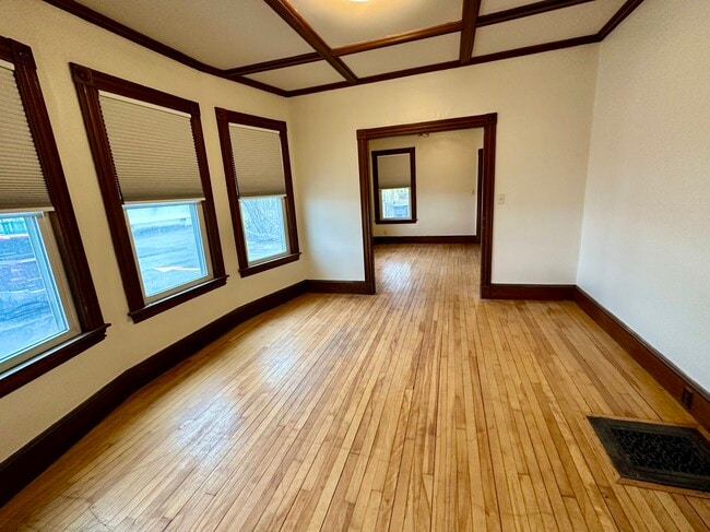 40 Silver St, Unit 1 in Waterville, ME - Building Photo - Building Photo