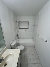 58 SW 14th Terrace in Homestead, FL - Building Photo - Building Photo