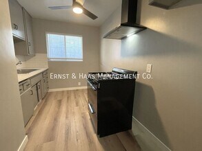 617 Cedar Ave in Long Beach, CA - Building Photo - Building Photo