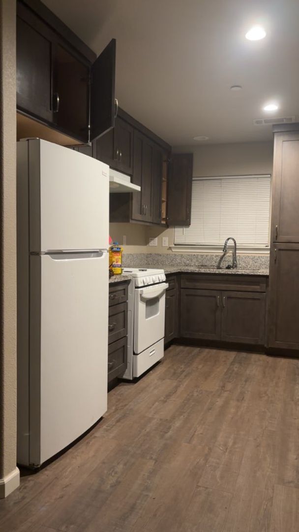 717 Faller Ave in Sanger, CA - Building Photo - Building Photo