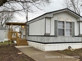 9955 Shepherd Rd in Lockbourne, OH - Building Photo