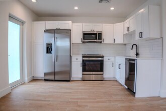 238 SE 1st Ave in Delray Beach, FL - Building Photo - Building Photo