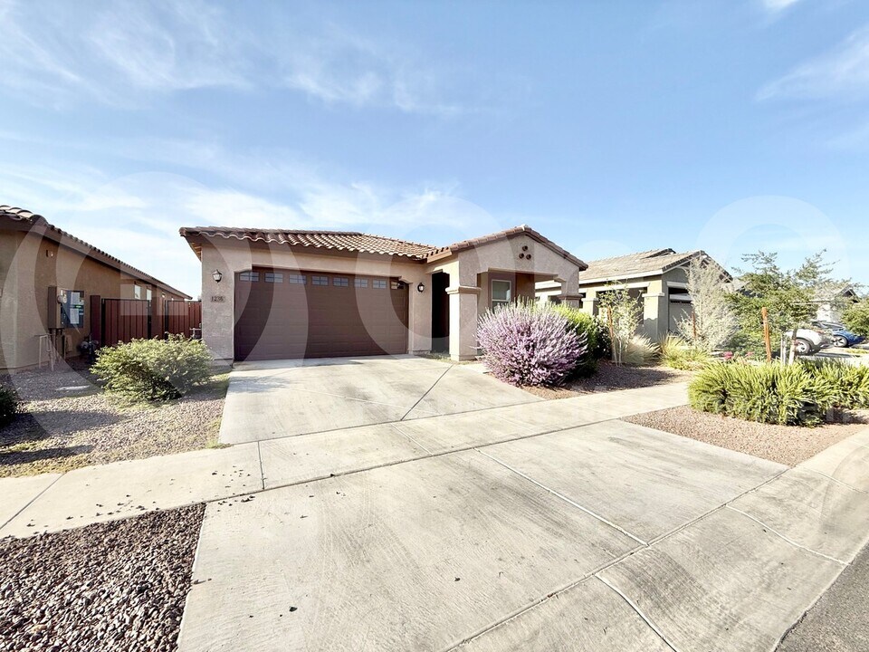 1236 E Irwin Ave in Phoenix, AZ - Building Photo