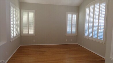 2925 Sunstone St in Las Vegas, NV - Building Photo - Building Photo