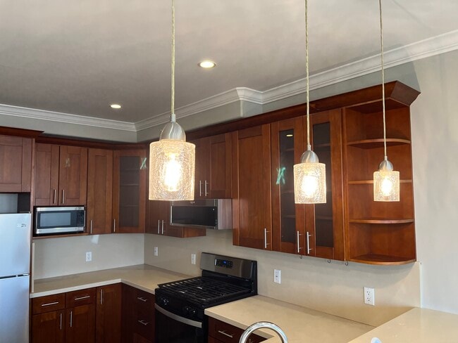 property at 337 Lakeview Ave