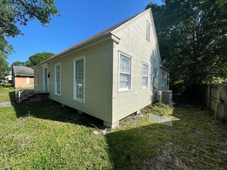 3116 Alamo Ave in Port Arthur, TX - Building Photo