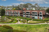 Ocean Windows in Del Mar, CA - Foto de edificio - Building Photo