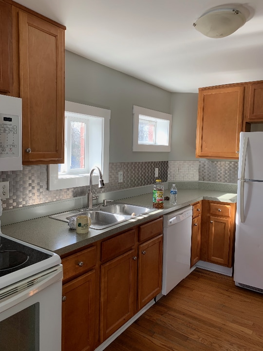 1002 Main St in Dillwyn, VA - Building Photo