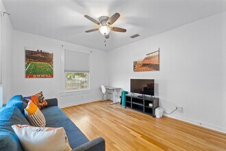 4313 Marathon Blvd in Austin, TX - Building Photo - Building Photo