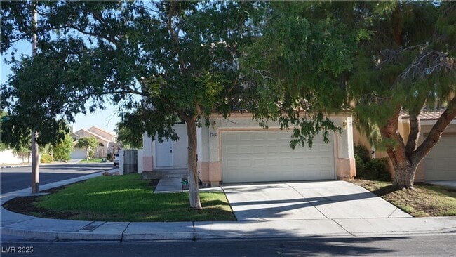 9428 Aspen Glow Dr in Las Vegas, NV - Building Photo - Building Photo